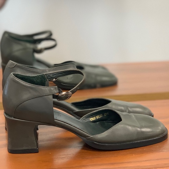 Kenneth Cole New York chunky Mary Janes - Picture 5 of 7